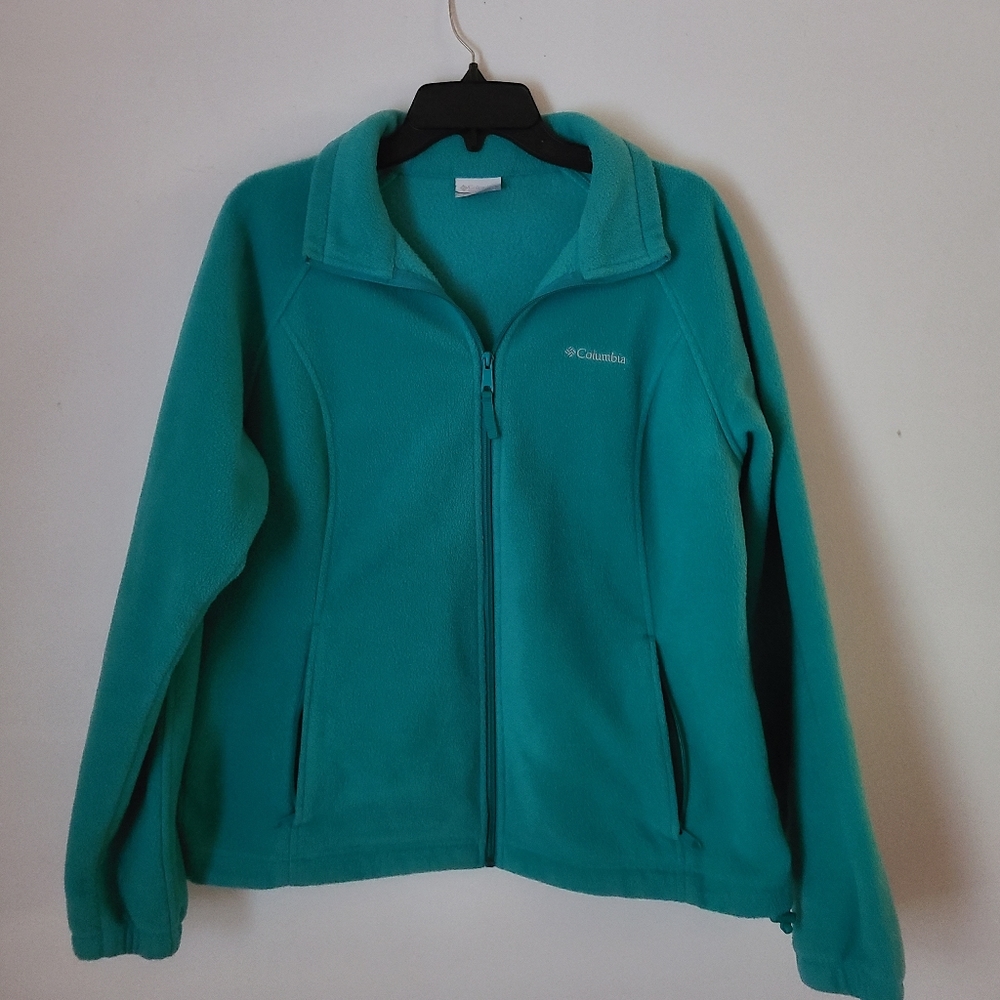Columbia jacket; size xl; color green
